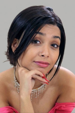 Photo of Aaliyah Hadid from the Latest Netflix gallery