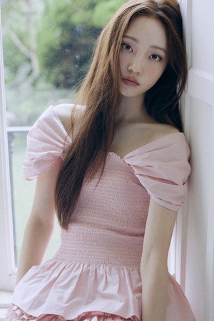 Photo of Youngseo from the Latest Netflix gallery