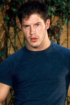 Photo of Cameron Fox from the Latest Netflix gallery
