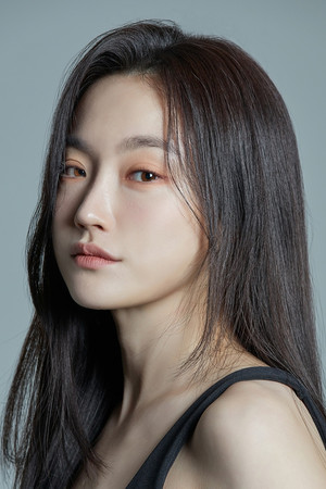 Photo of Oui Ji-won from the Latest Netflix gallery
