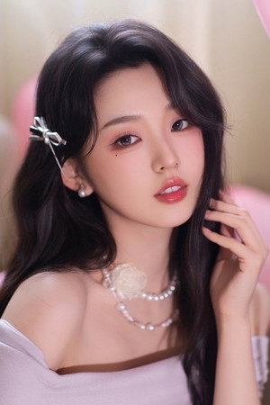 Photo of Li Keyi from the Latest Netflix gallery