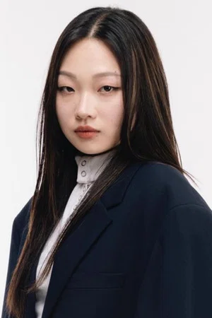 Photo of Yeonseo from the Latest Netflix gallery