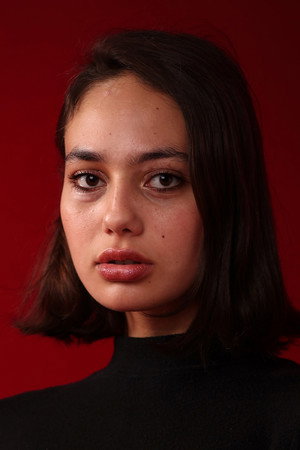 Photo of Hanaa Mansour from the Latest Netflix gallery