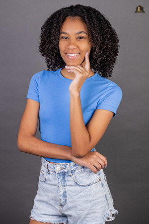Photo of Milena Pinheiro from the Latest Netflix gallery