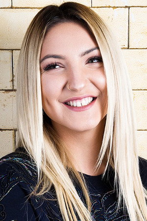 Photo of Julia Michaels from the Latest Netflix gallery