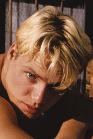 Photo of Sean Diamond from the Latest Netflix gallery