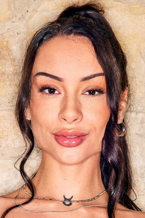 Photo of Caramella Del X from the Latest Netflix gallery