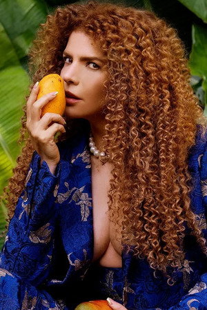 Vanessa da Mata photo