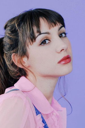 Hannah Marks photo