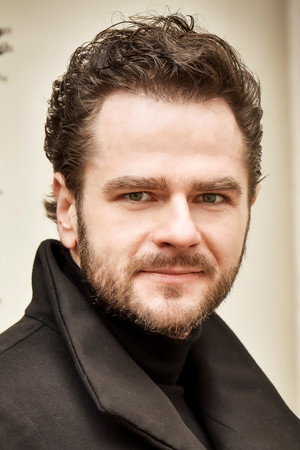 Photo of Peter Berger from the Latest Netflix gallery