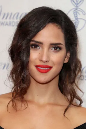 Adria Arjona photo