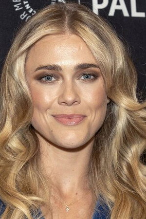 Melissa Roxburgh photo