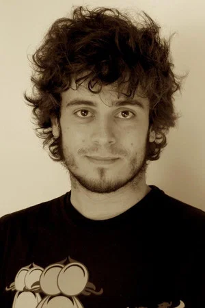 Photo of Victor Mendes from the Latest Netflix gallery