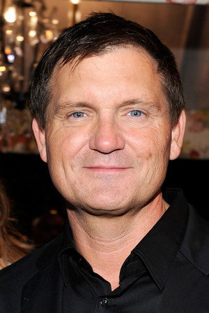 Photo of Kevin Williamson from the Latest Netflix gallery