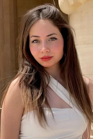 Photo of Zeynep Bostancı from the Latest Netflix gallery