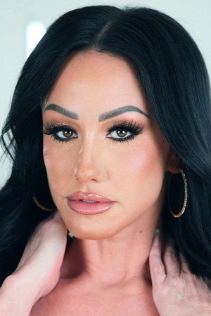 Jennifer White photo