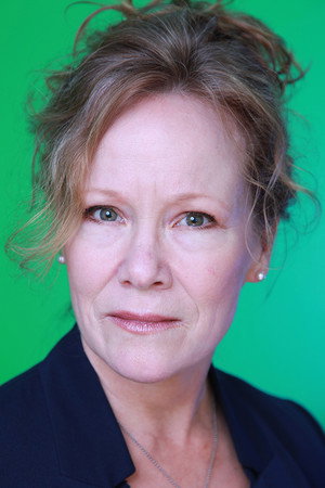 Photo of Jennifer Parsons from the Latest Netflix gallery