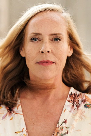 Photo of Isabelle Mann from the Latest Netflix gallery