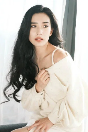 Photo of Audrey Hui from the Latest Netflix gallery