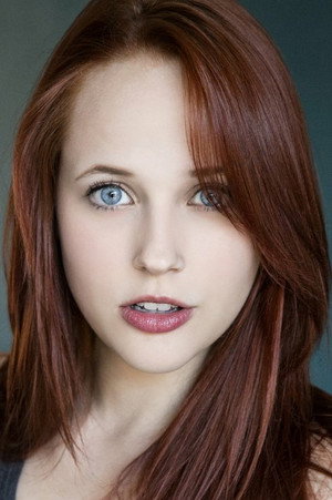 Photo of Nicole Elliott from the Latest Netflix gallery