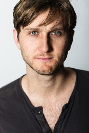 Aaron Staton photo
