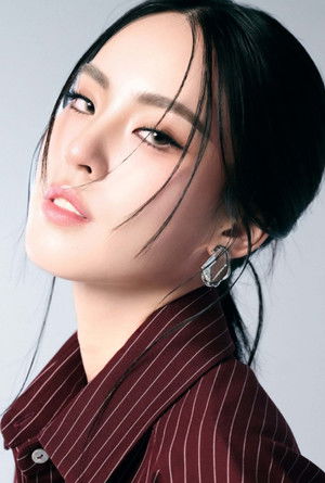 Ladapa Thongkham photo