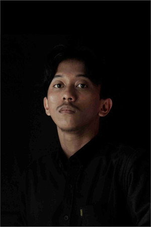 Photo of Faishol Rikza from the Latest Netflix gallery