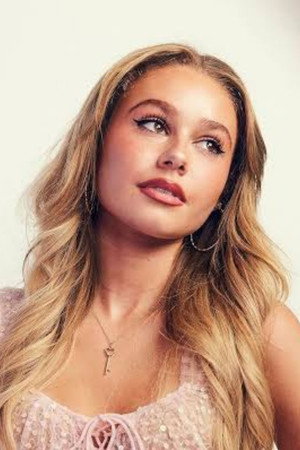 Ruby Rose Turner photo