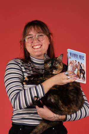 Photo of Émilie Coulombe from the Latest Netflix gallery