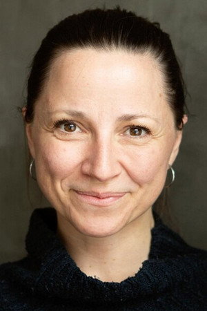 Photo of Miriam Yeager from the Latest Netflix gallery