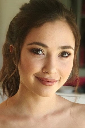 Photo of Yamila Saud from the Latest Netflix gallery