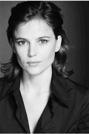 Elena Anaya photo