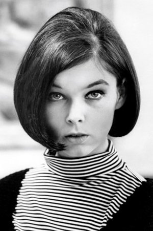 Yvonne Craig photo