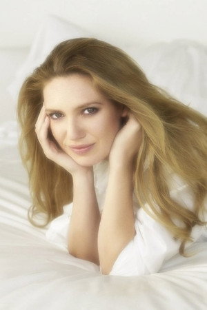 Anna Torv photo