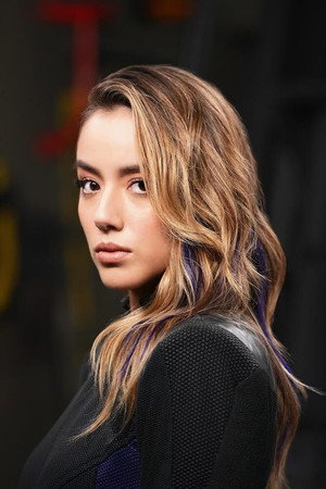 Chloe Bennet photo
