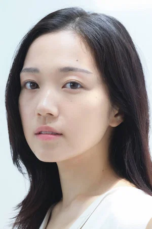 Photo of Mone Akitani from the Latest Netflix gallery