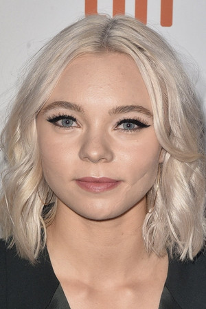 Taylor Hickson photo