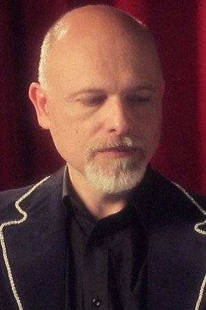 Photo of Stefano Knuchel from the Latest Netflix gallery