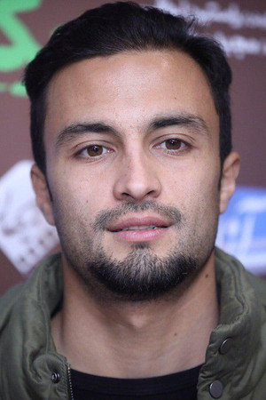 Photo of Amir Jadidi from the Latest Netflix gallery
