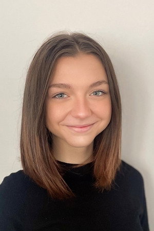 Photo of Anya Preston from the Latest Netflix gallery