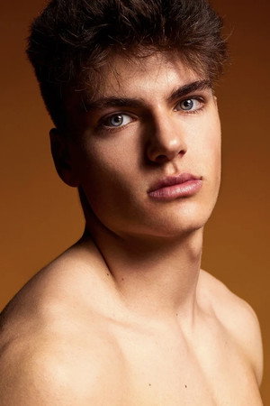 Photo of Cristian Lager from the Latest Netflix gallery