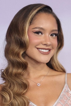 Photo of Liamani Segura from the Latest Netflix gallery