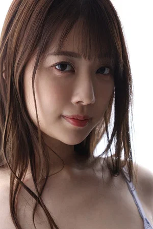 Photo of Rara Anzai from the Latest Netflix gallery