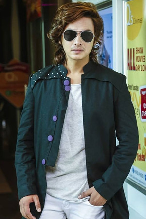 Photo of Paul Shah from the Latest Netflix gallery