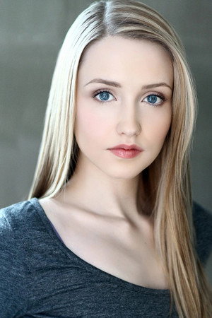 Emily Tennant photo