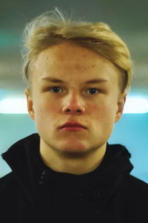 Photo of Anton Petzold from the Latest Netflix gallery
