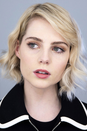 Lucy Boynton photo
