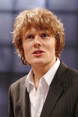 Julian Rhind-Tutt photo
