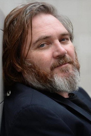 Alex Ferns photo