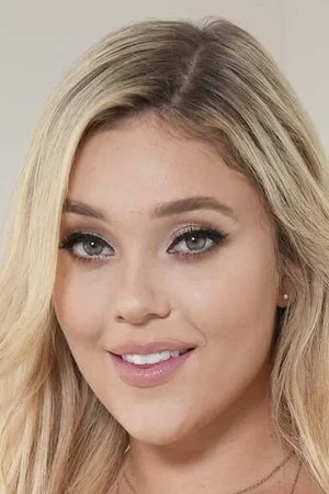 Photo of Kali Roses from the Latest Netflix gallery